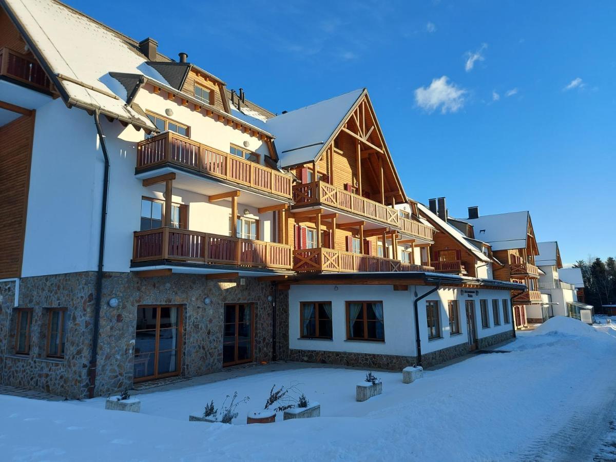 Apartment Pohorje Village Wellbeing - Family Bolfenk *