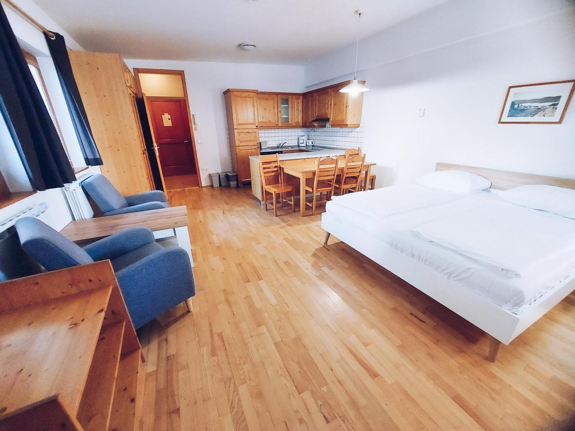 Apartment Pohorje Village Wellbeing - Family Bolfenk