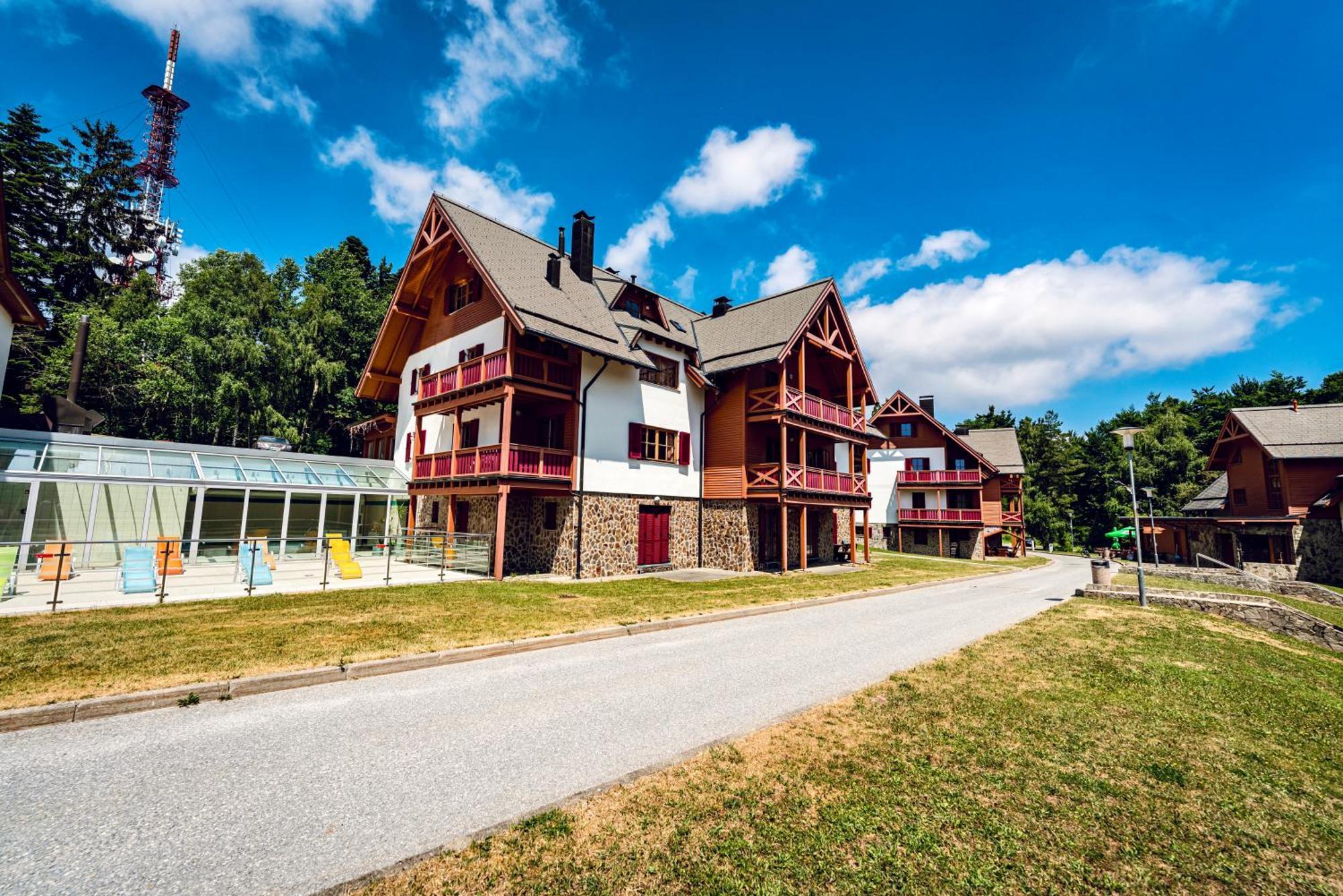 Apartment Pohorje Village Wellbeing - Family Bolfenk